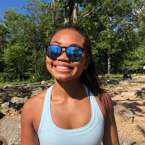 Meet your Posher, Cassie